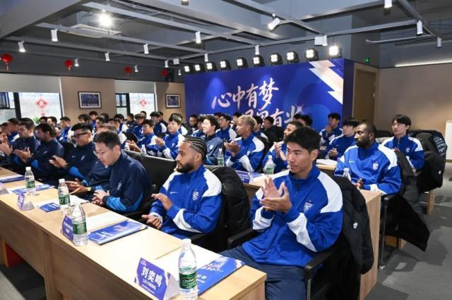 世界杯赛事直播平台下载-【2026中超巡礼之三镇】江湖教练空降 誓言换个活法