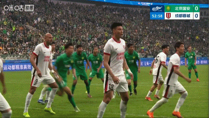 成都客场2-1逆转国安继续领跑，韦世豪造2球，张玉宁、廖力生建功